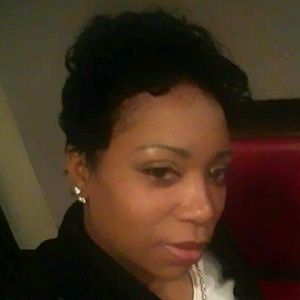 Meet your Posher, Aisha